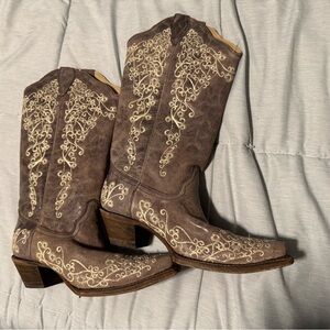 Corral cowboy boots